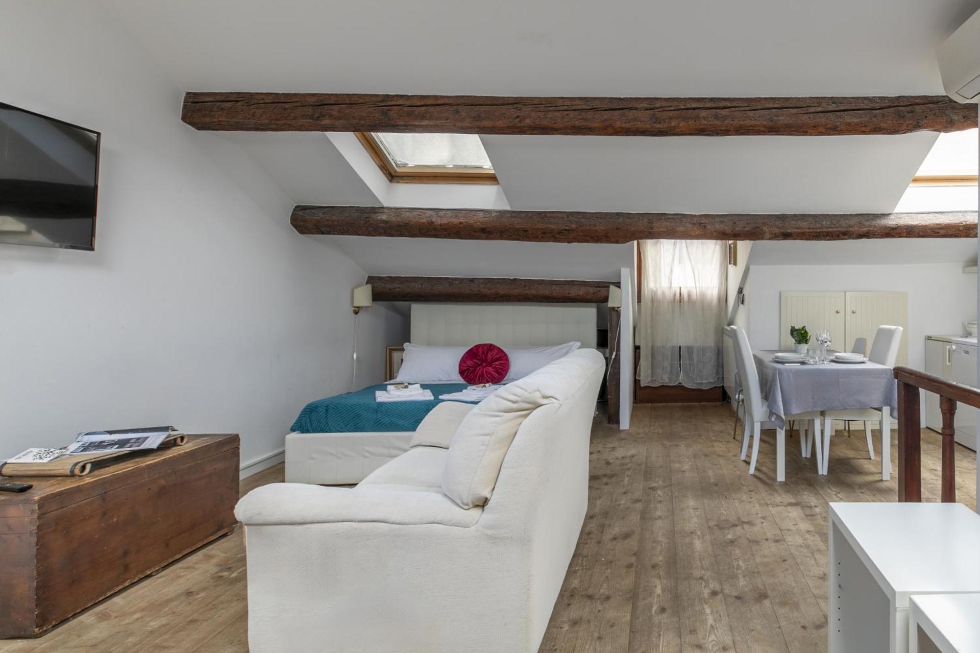 Nice Lovely Attic For 4 Person With Wifi - A/C Venecia Exterior foto