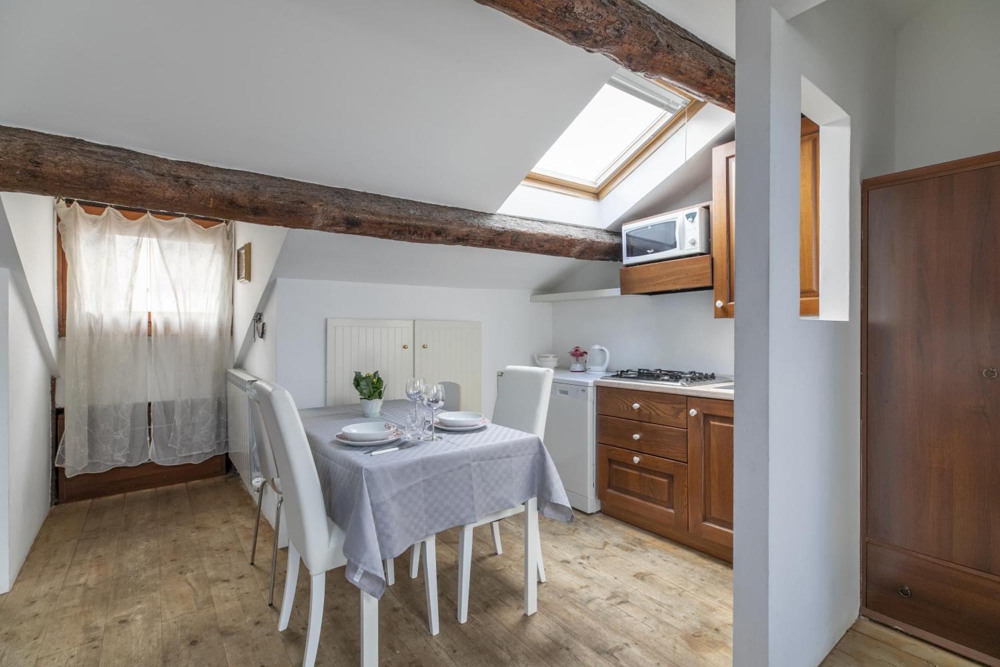 Nice Lovely Attic For 4 Person With Wifi - A/C Venecia Exterior foto